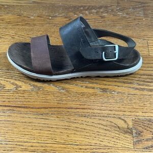 Merrell Vertiver Around Town Back Strap Sandals Women’s Size 8 Brown